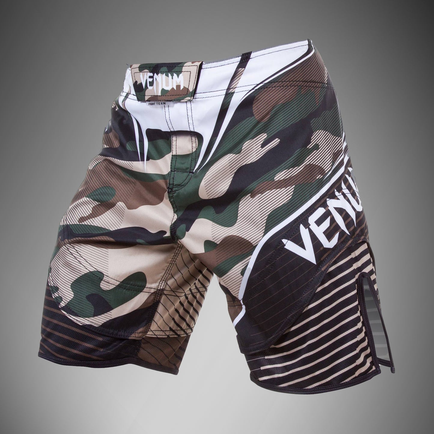Venum Camo Hero Kampfshorts - Grün/Braun