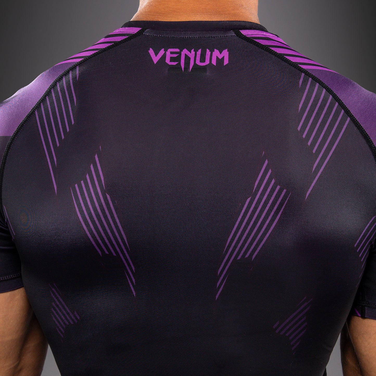 Venum No-Gi 6.0 Rashguard Kurzarm - Schwarz/Lila