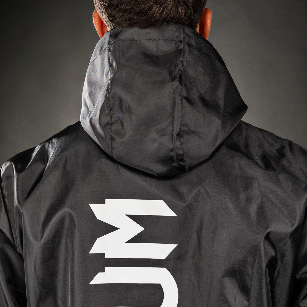 Venum MX Basics Langer Regenmantel - Schwarz/Weiß