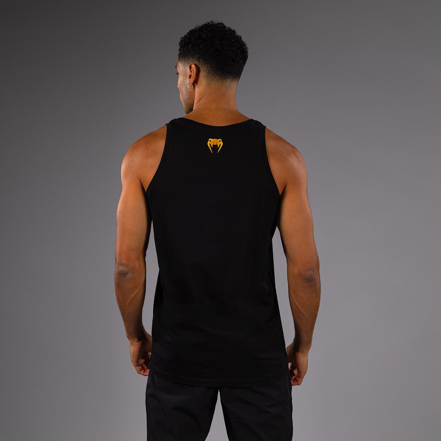 Venum x Topuria Unmatched Edition Tank Top - Schwarz/Gold