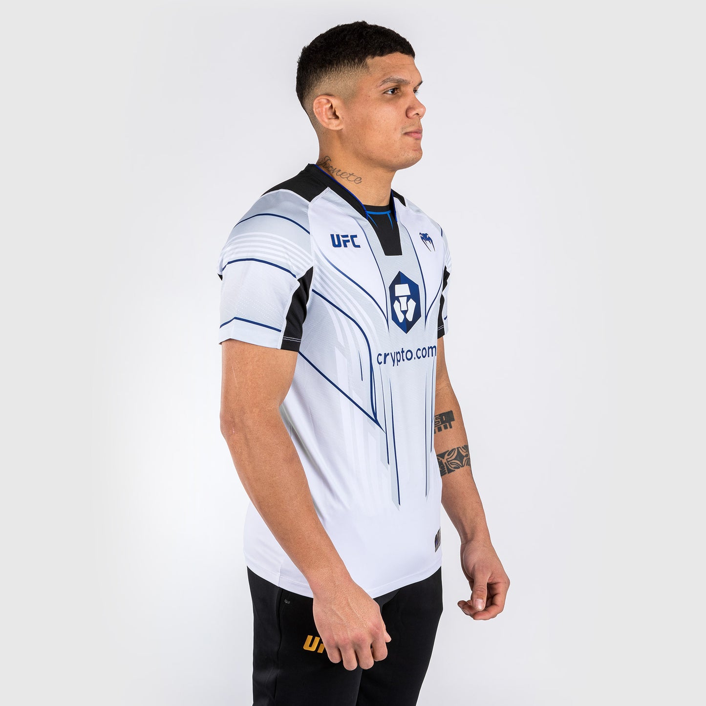 UFC Venum personalisierte authentische Fight Night 2.0 Kit von Venum Herren Walkout Jersey - Midnight Edition - Ice