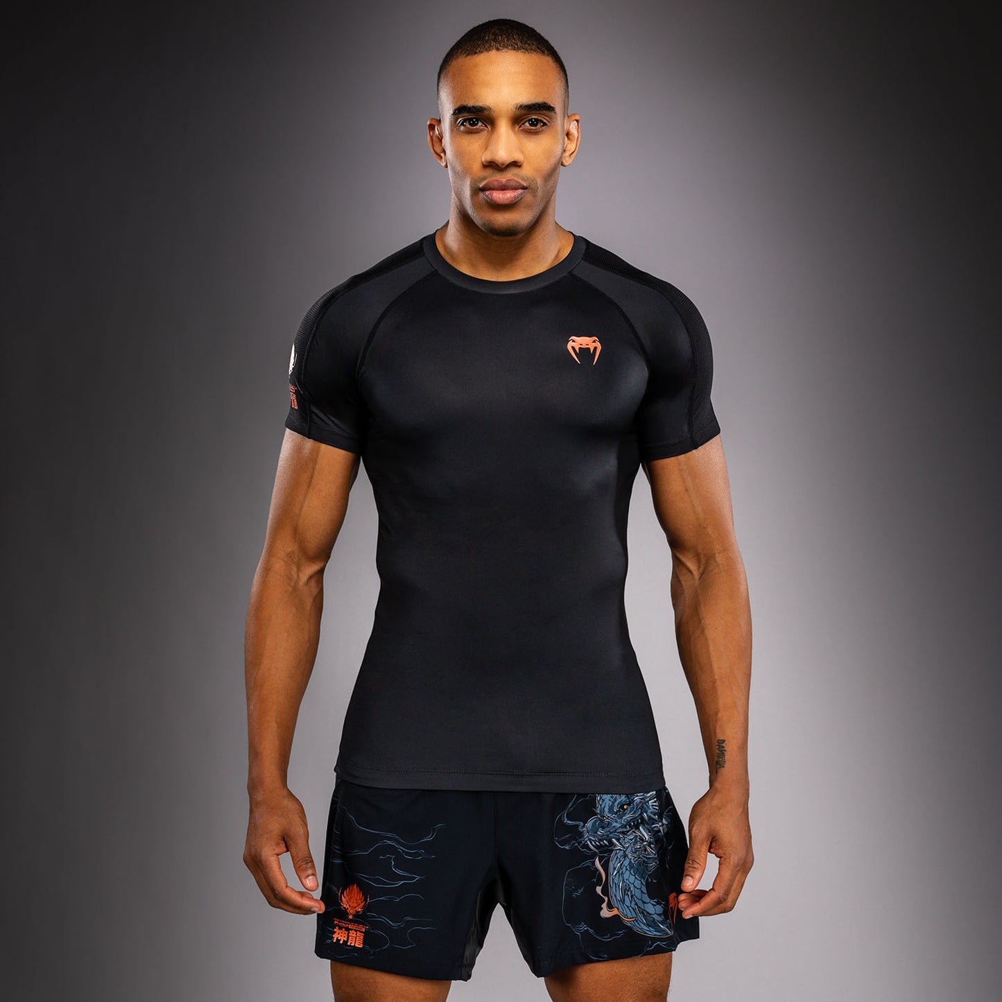 Venum Thunder Dragon Kurzarm Rashguard  – Schwarz/Grau/Kupfer