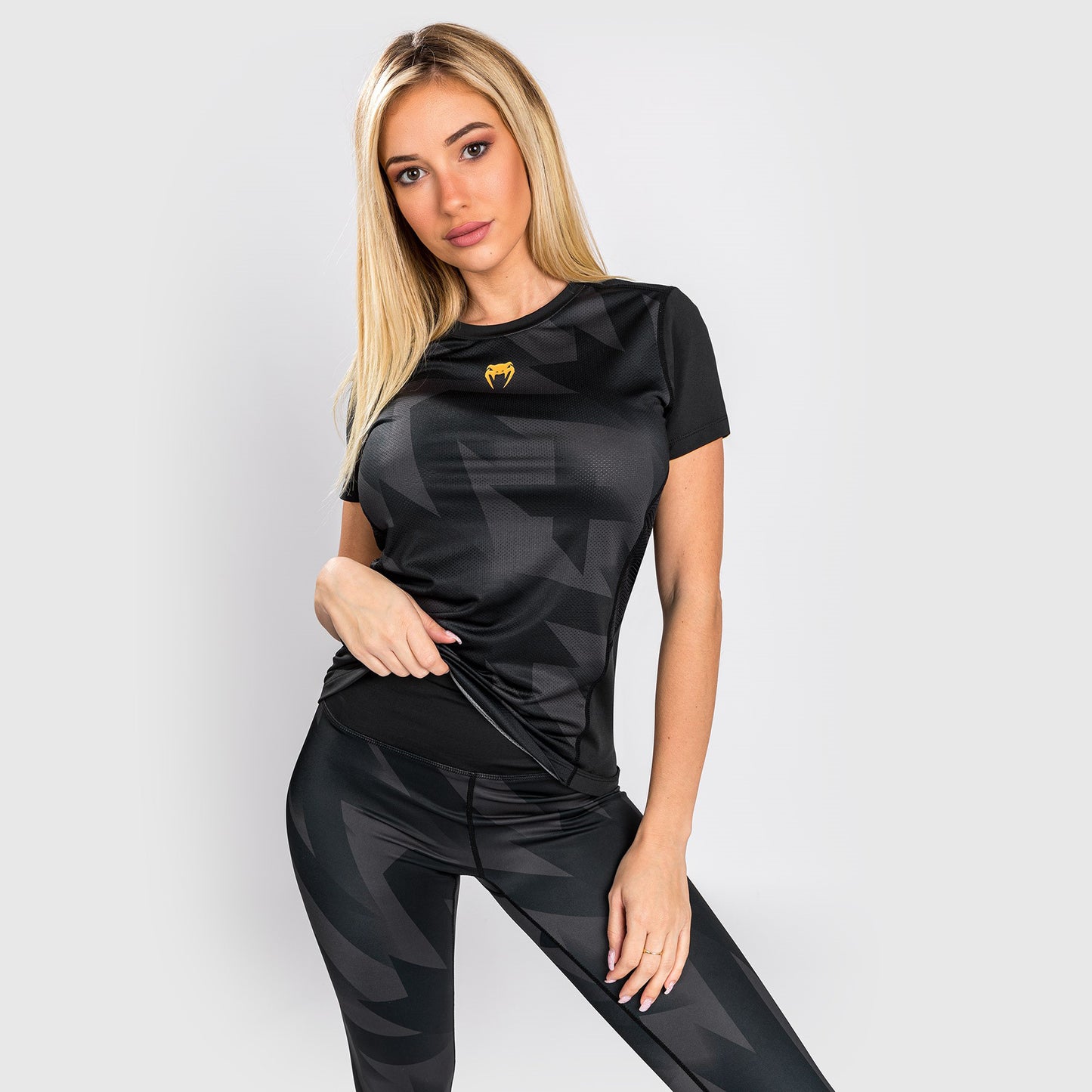 Venum Razor Dry Tech T-Shirt – Für Damen – Schwarz/Gold