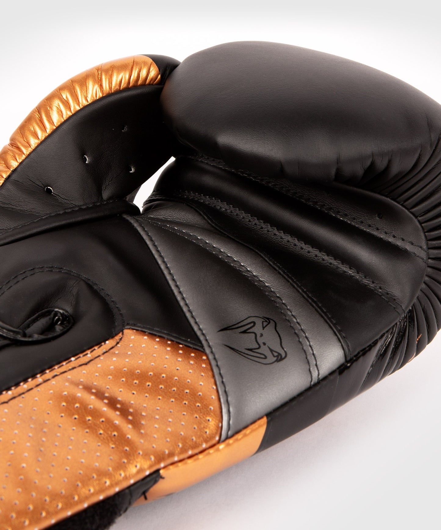 Venum Elite Evo Boxhandschuhe - Schwarz/Bronze