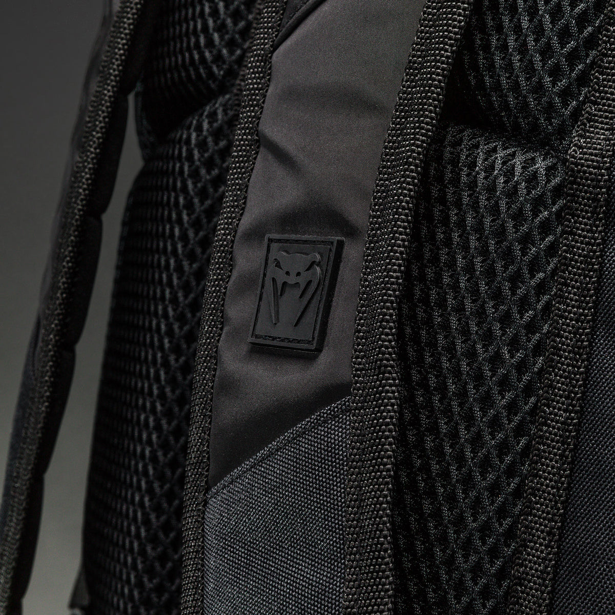 Venum Amazonia Reborn Rucksack (15-25 L) - Schwarz/Grün