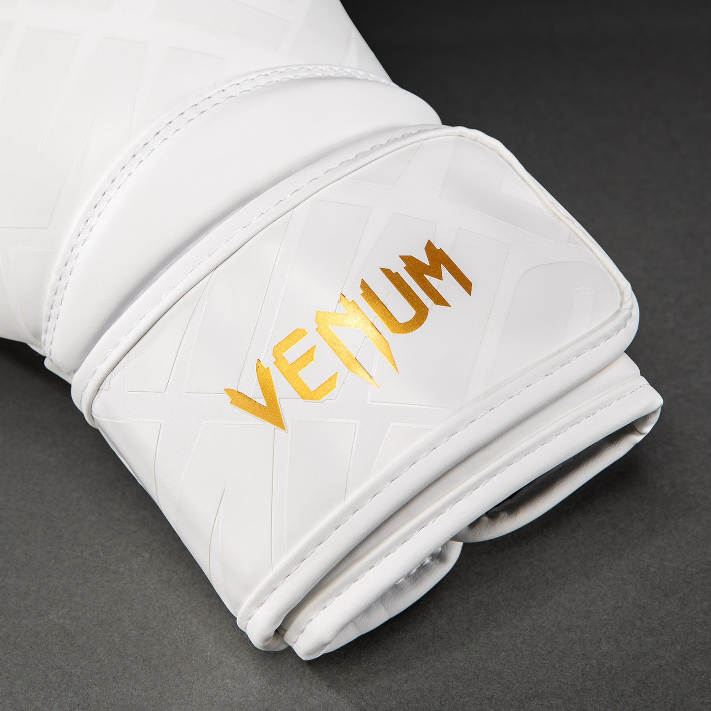 Venum Contender 1.5 XT 3D Boxhandschuhe - Weiß/Gold