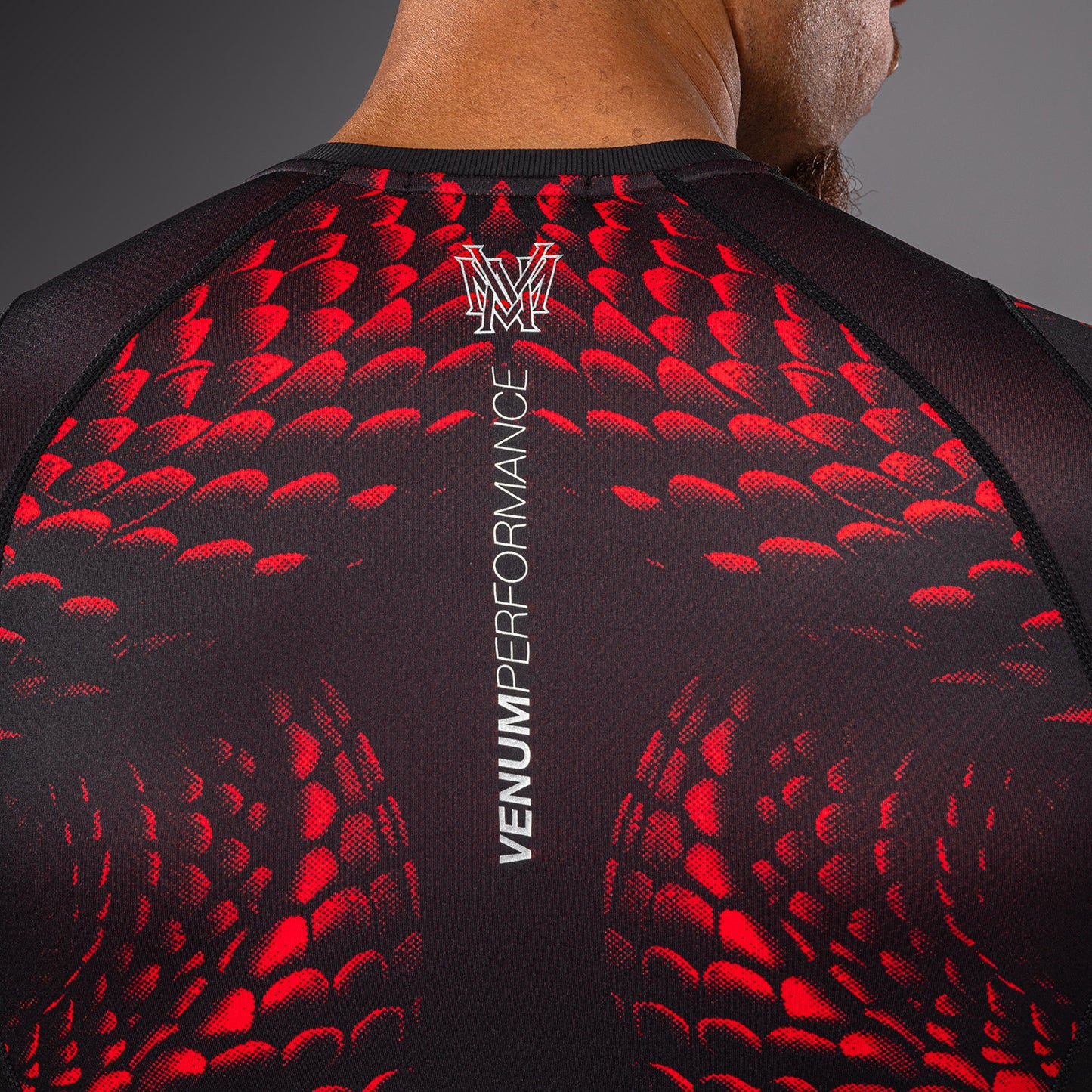 Venum Matupa Kurzarm Rashguard - Schwarz/Rot/Silber