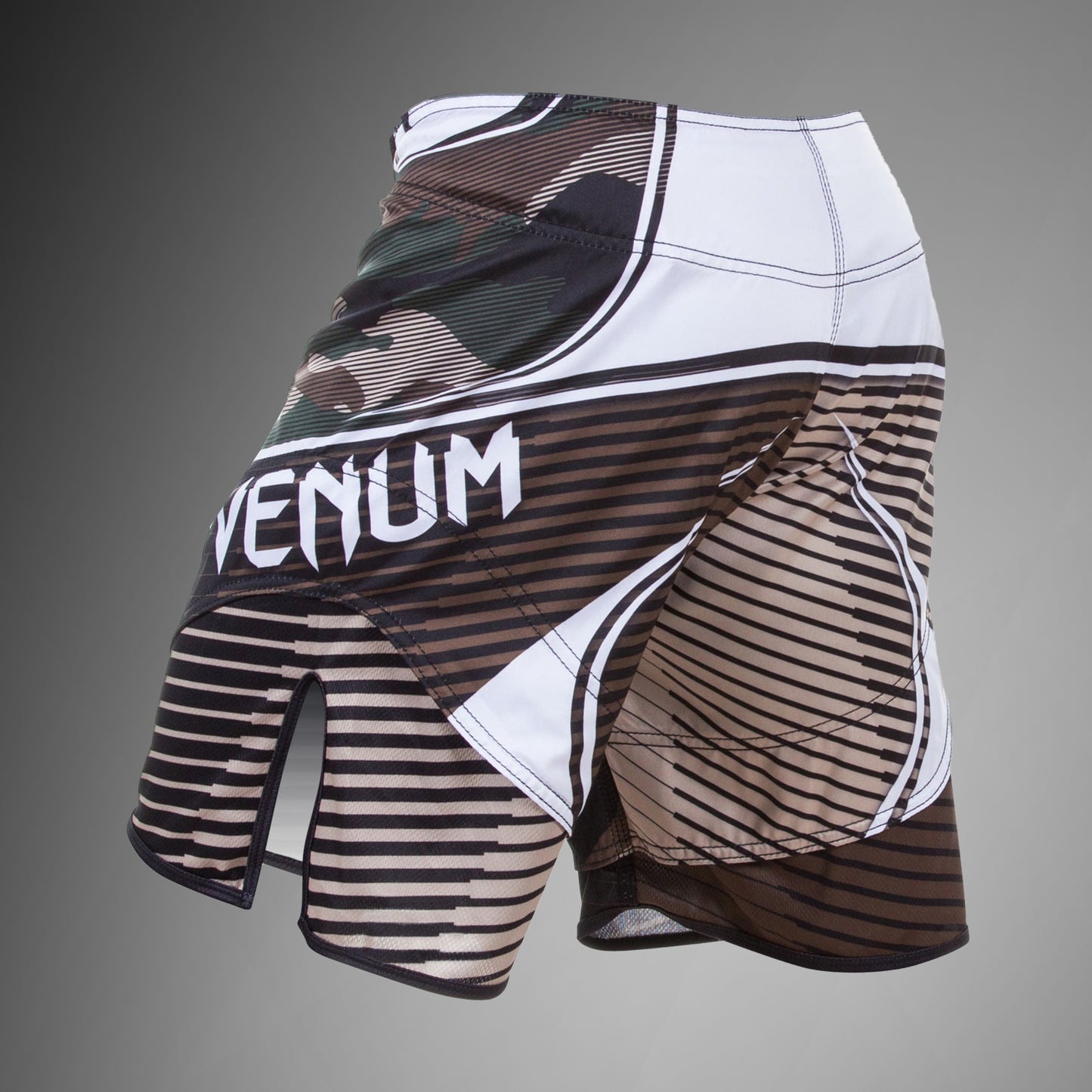 Venum Camo Hero Kampfshorts - Grün/Braun
