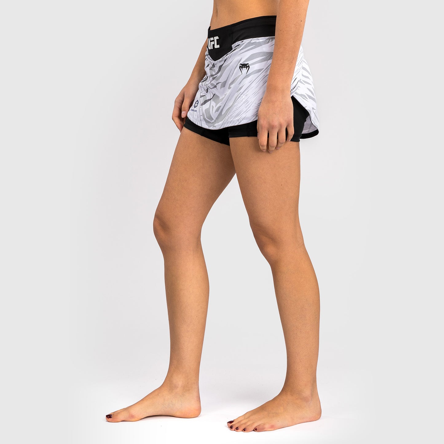 UFC Fusion by Venum Authentic Fight Night Damen Skort - Weiß