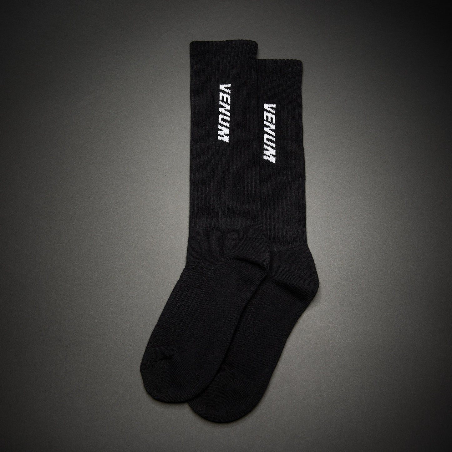 Venum Essential Over-the-Calf Socken – Schwarz/Weiß