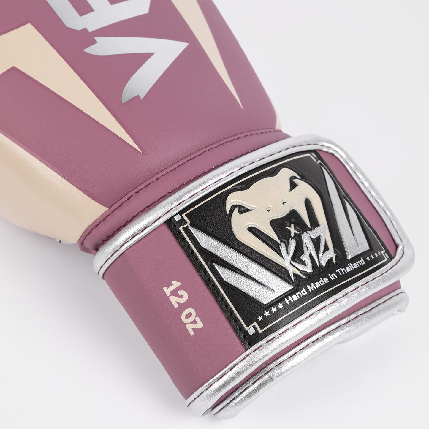 Venum x Kaz Boxhandschuhe – Gedämpftes Orchidee/Silber
