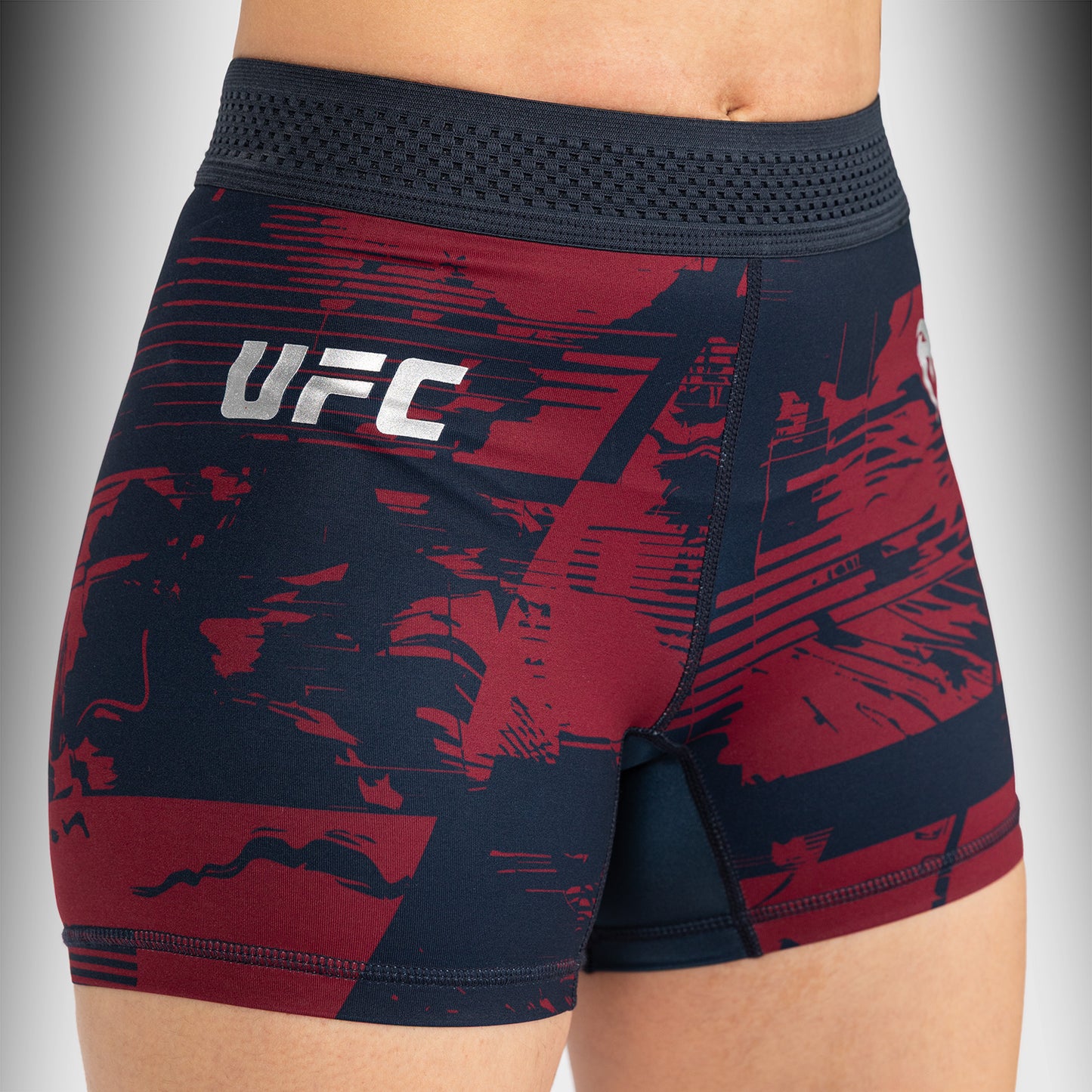 UFC Zenith by Venum Authentic Fight Week Performance Vale Tudo Short Damen - Marineblau/Burgunderrot/Silber