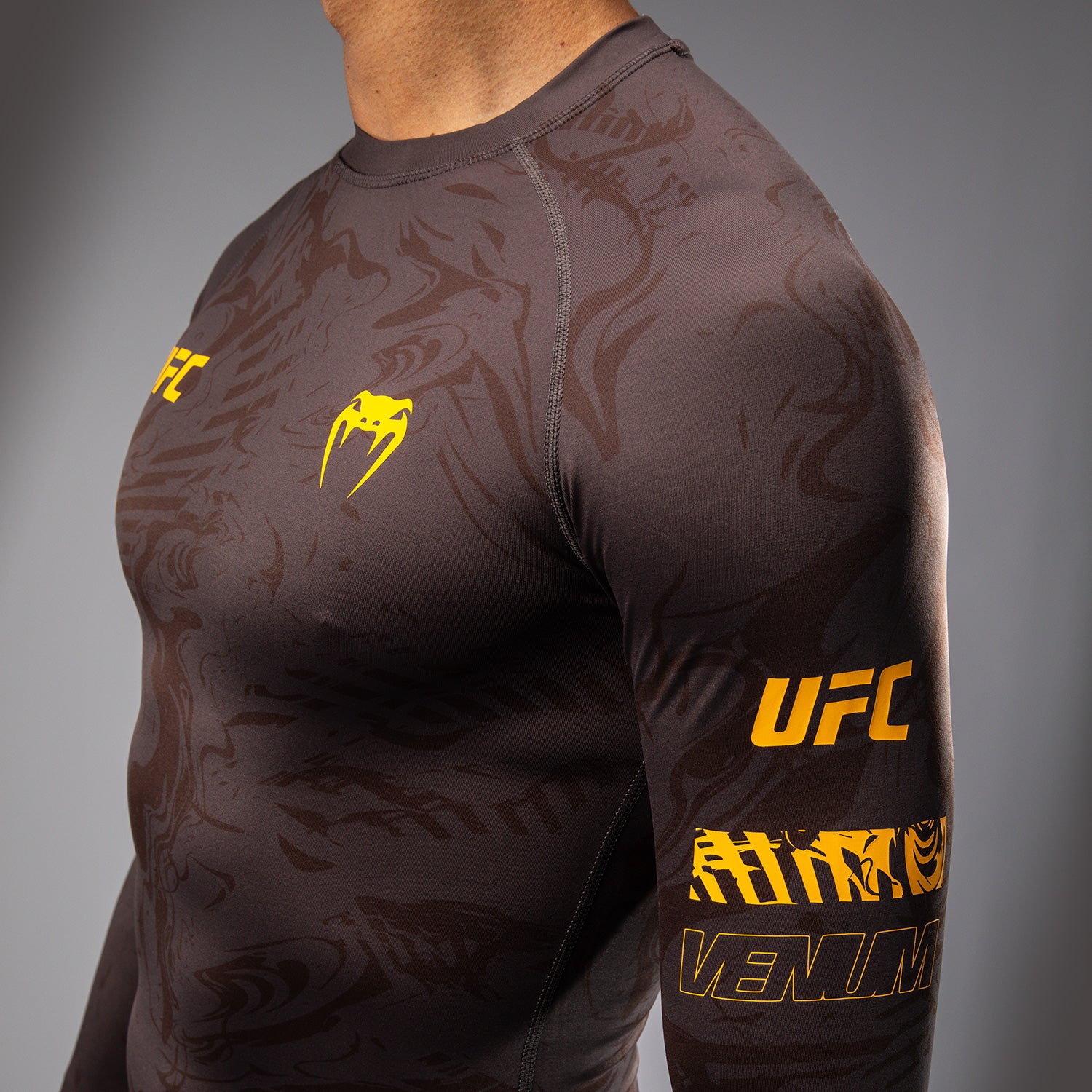 Venum UFC Fusion Fight Week Rashguard – Langärmlig, Für Kampfsport & Training, Herren