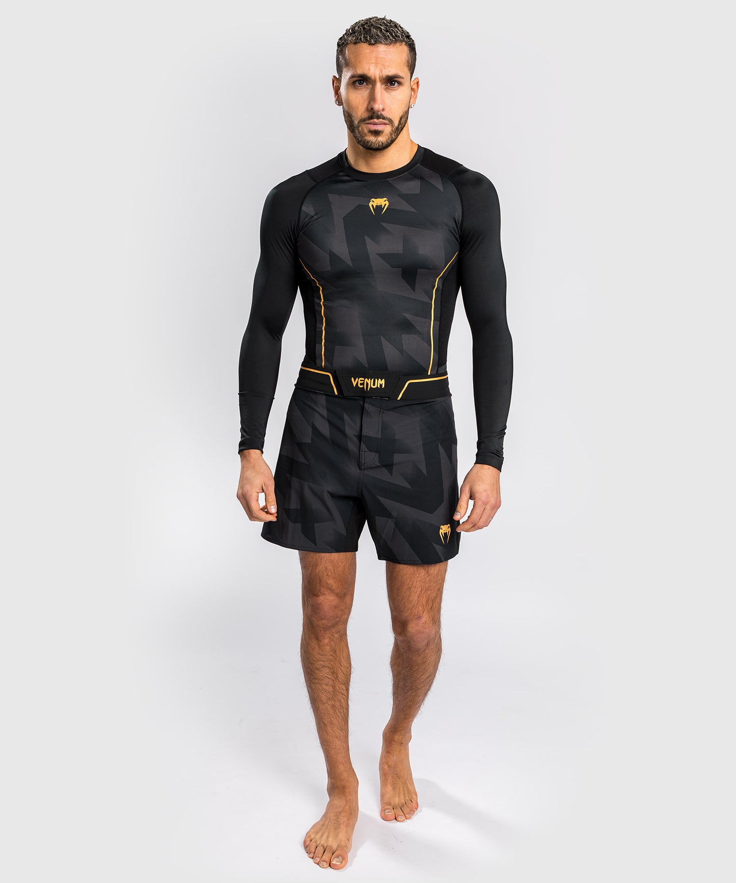 Venum Razor Kompressions-T-Shirt – lange Ärmel – Schwarz/Gold