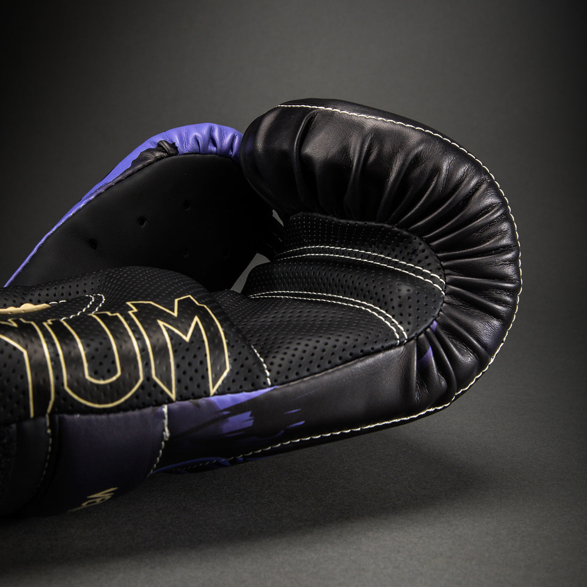 Jujutsu Kaisen x Venum Gojo Boxhandschuhe – Lila