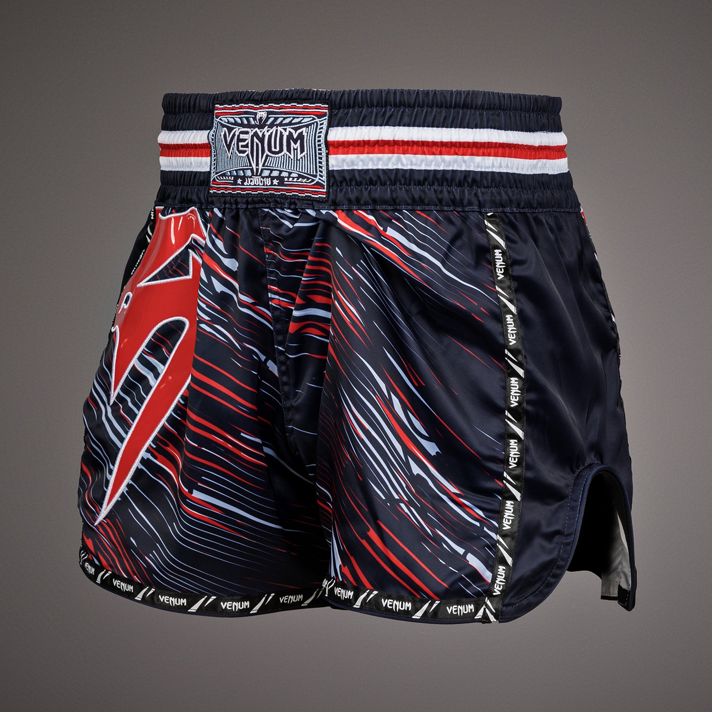 Venum Giant Muay Thai Shorts - Rot