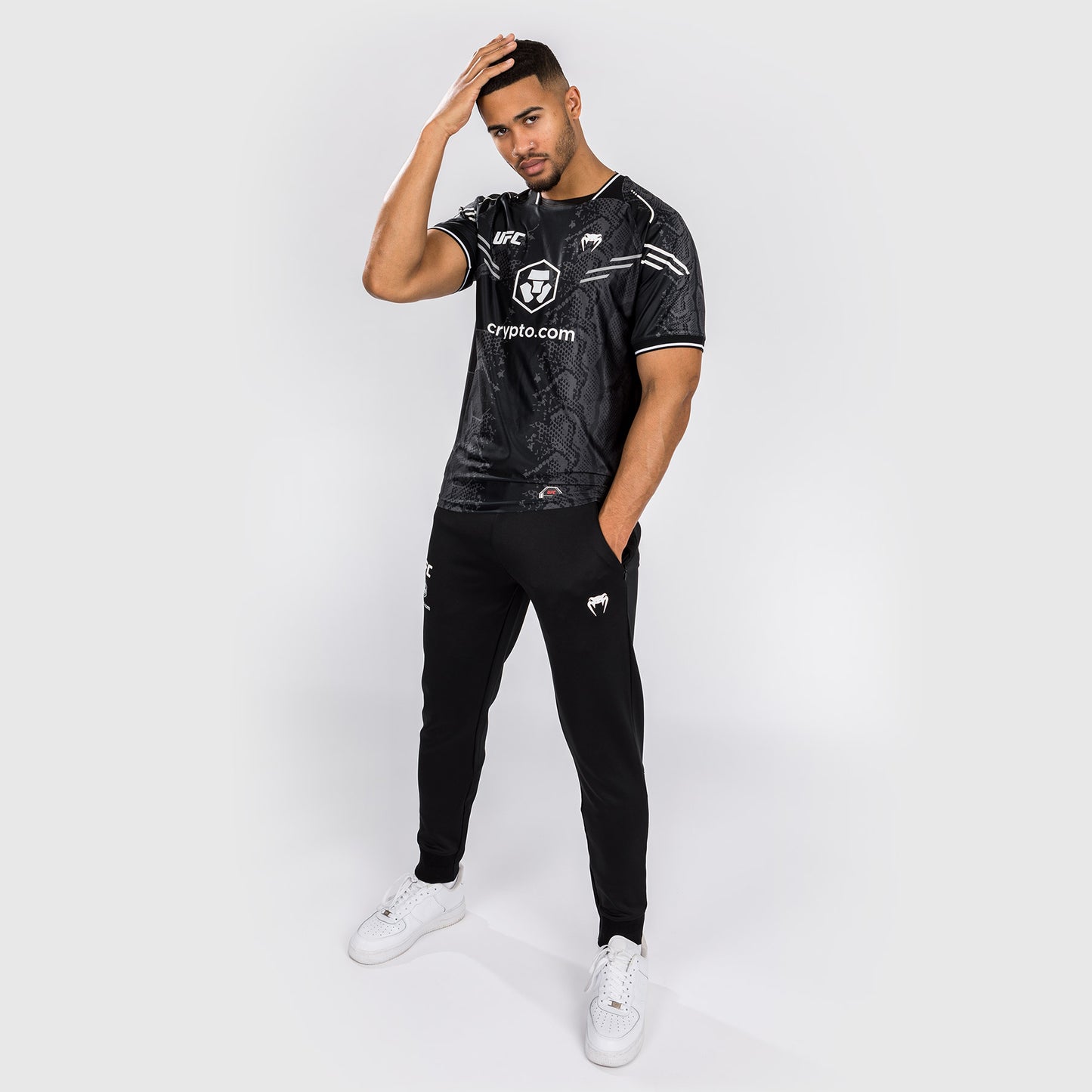 UFC Adrenaline von Venum personalisierte authentic Fight Night Männer Walkout Jersey - schwarz