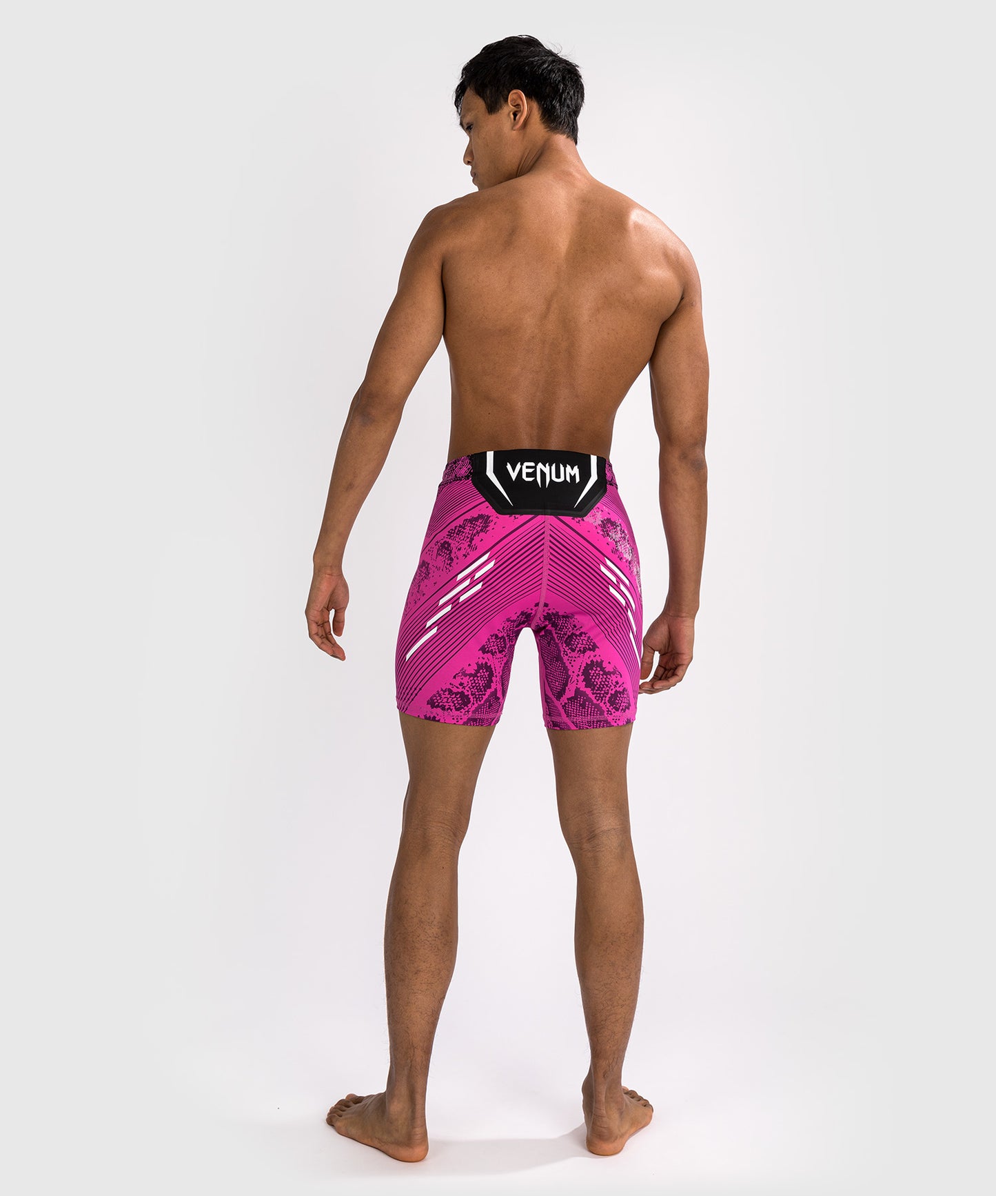 UFC Unrivaled by Venum Authentische Fight Night Herren Vale Tudo Shorts - Pink
