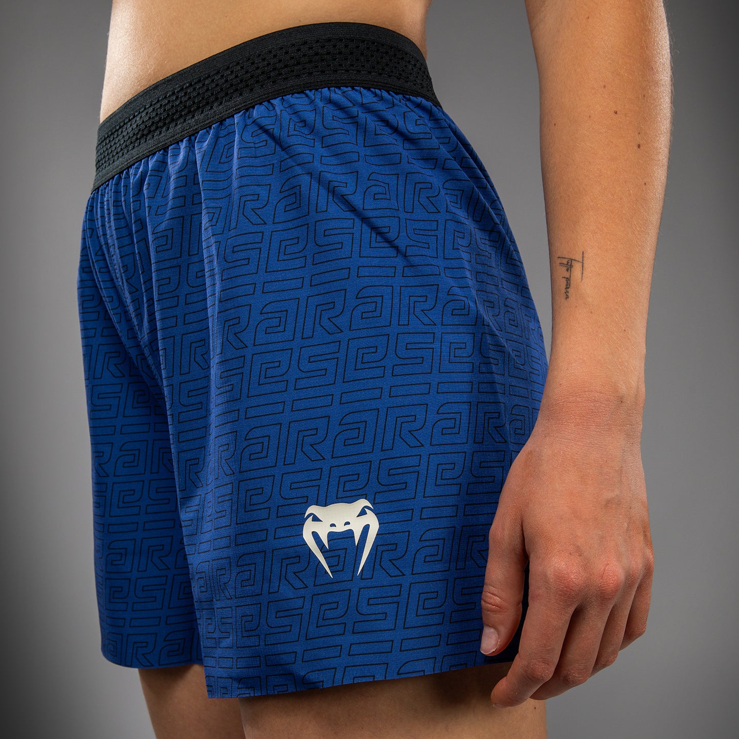 Venum x Ares Damen Trainingsshorts - Royalblau