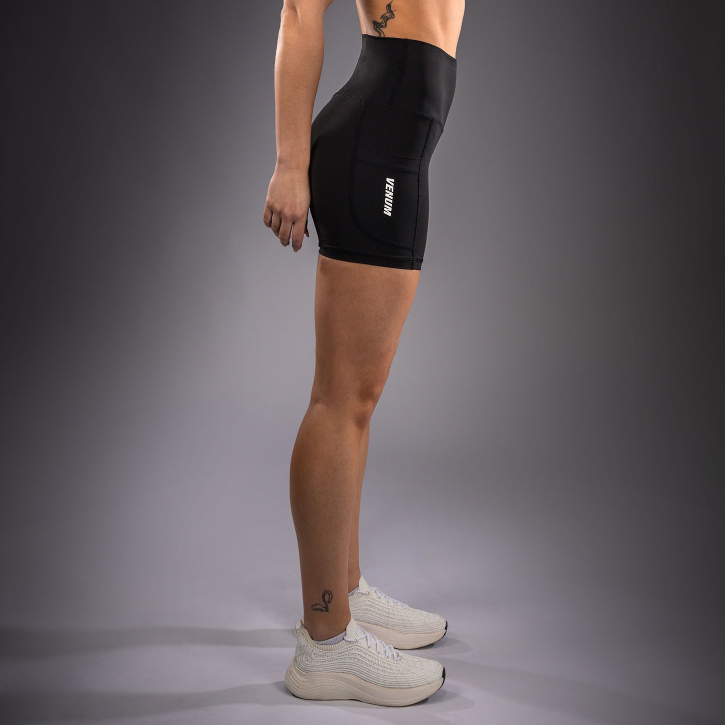 Venum Essential Bike Shorts - Schwarz