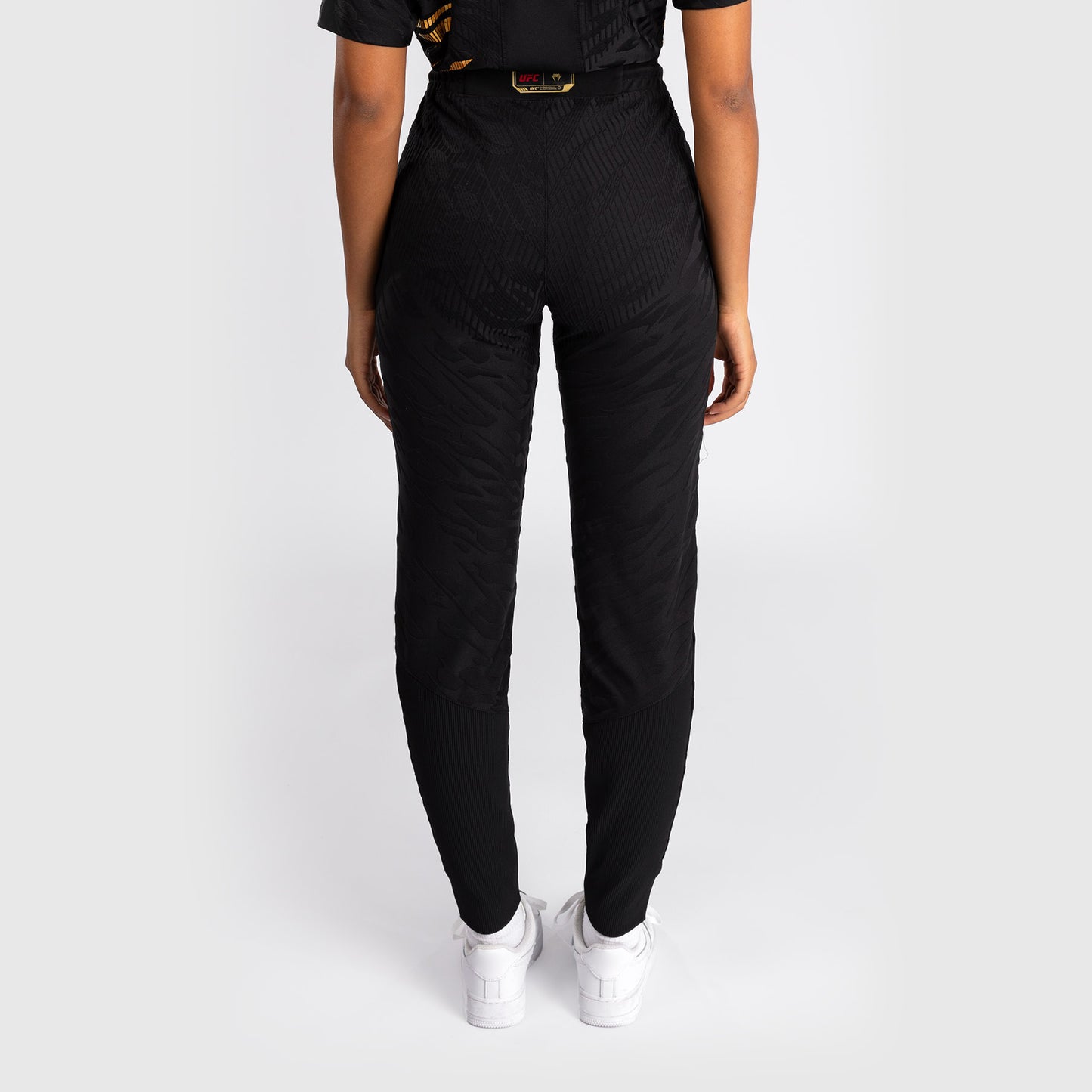 UFC Fusion by Venum Authentic Fight Night Damen Walkout Hose - Champion