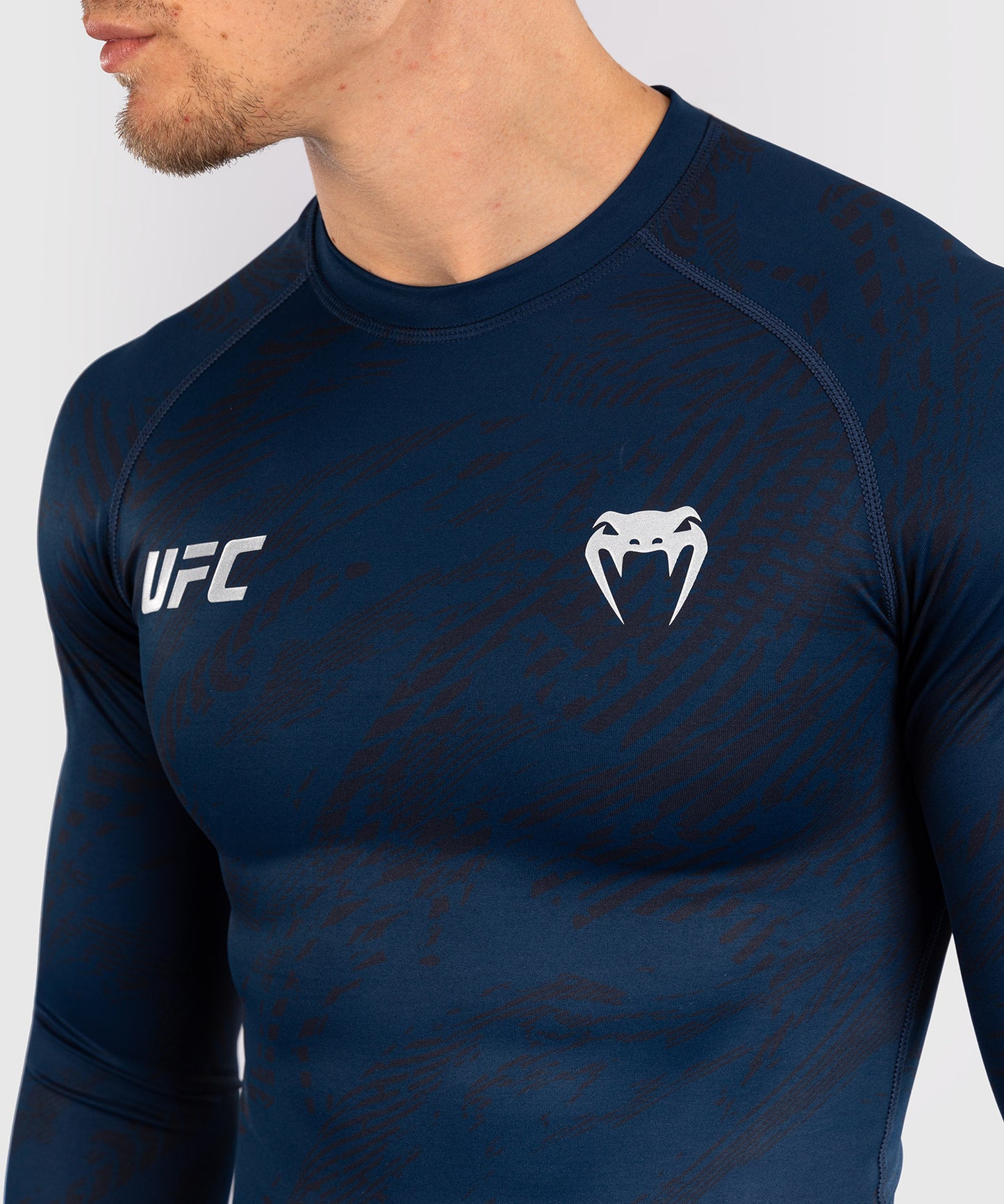 UFC Fusion by Venum Fight Week Herren Performance Langarm Rashguard - Ozeanisches Blau