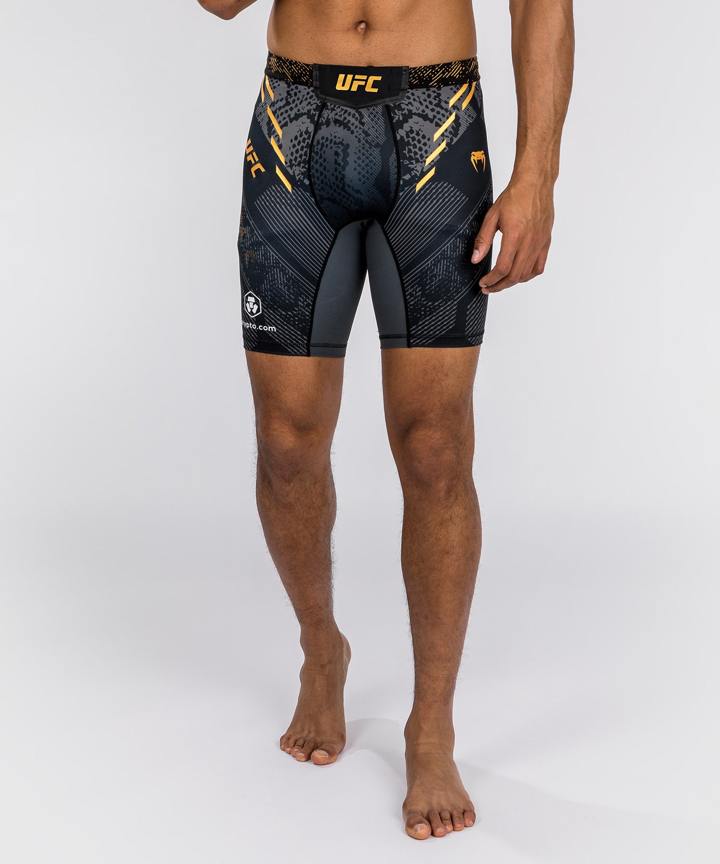 UFC Adrenaline by Venum Authentic Fight Night Vale Tudo Short für Männer - Champion
