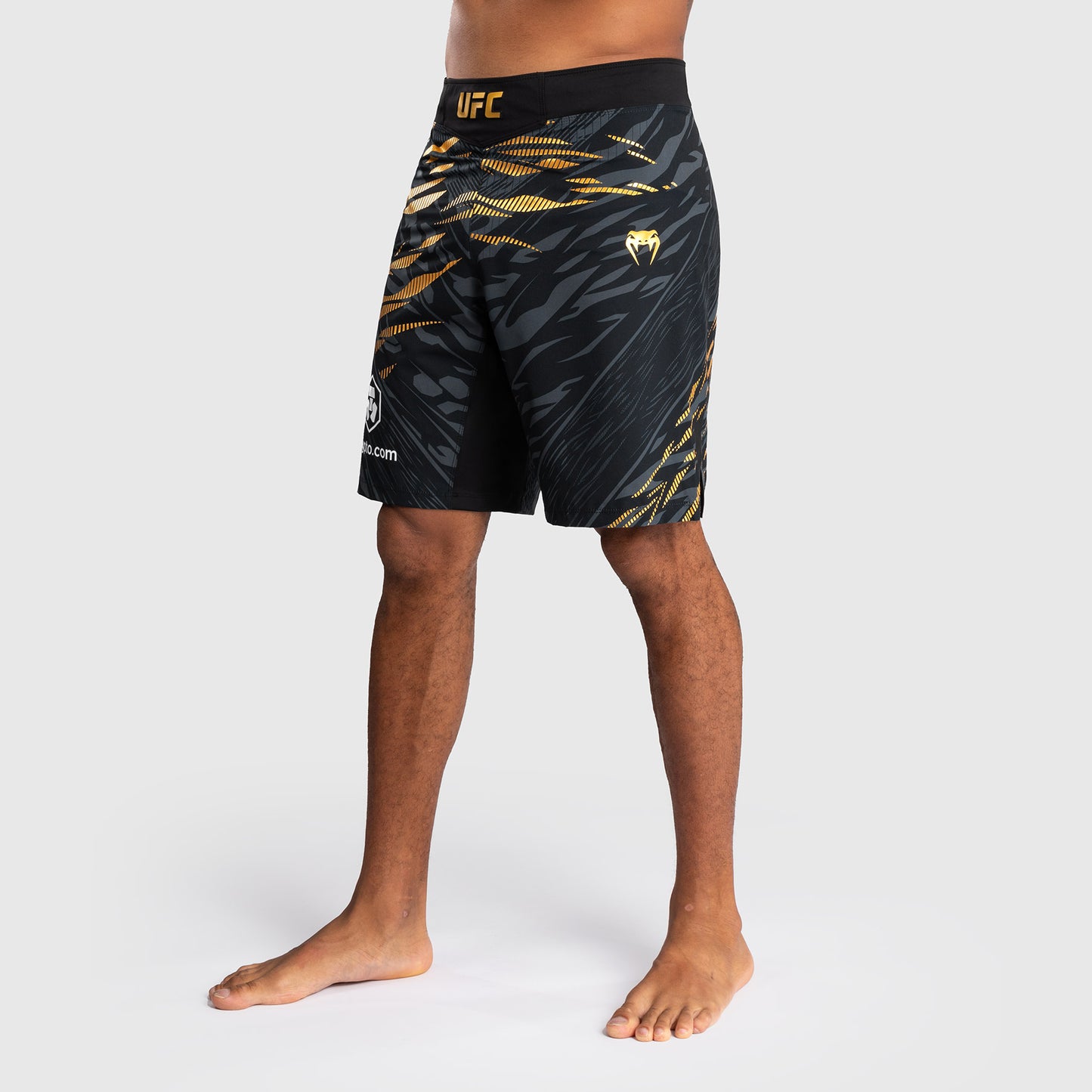 UFC Fusion by Venum Personalized Authentic Fight Night Herren Fight Short - Long Fit - Champion
