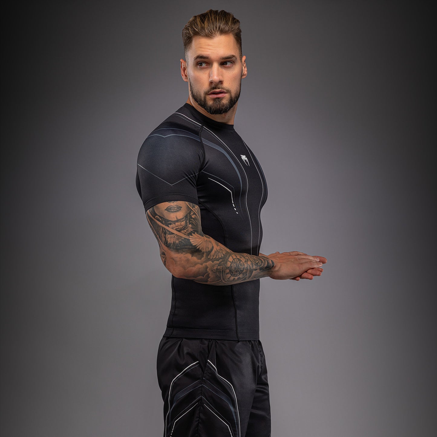 Venum Streamline Kurzarm Rashguards – Schwarz/Weiß