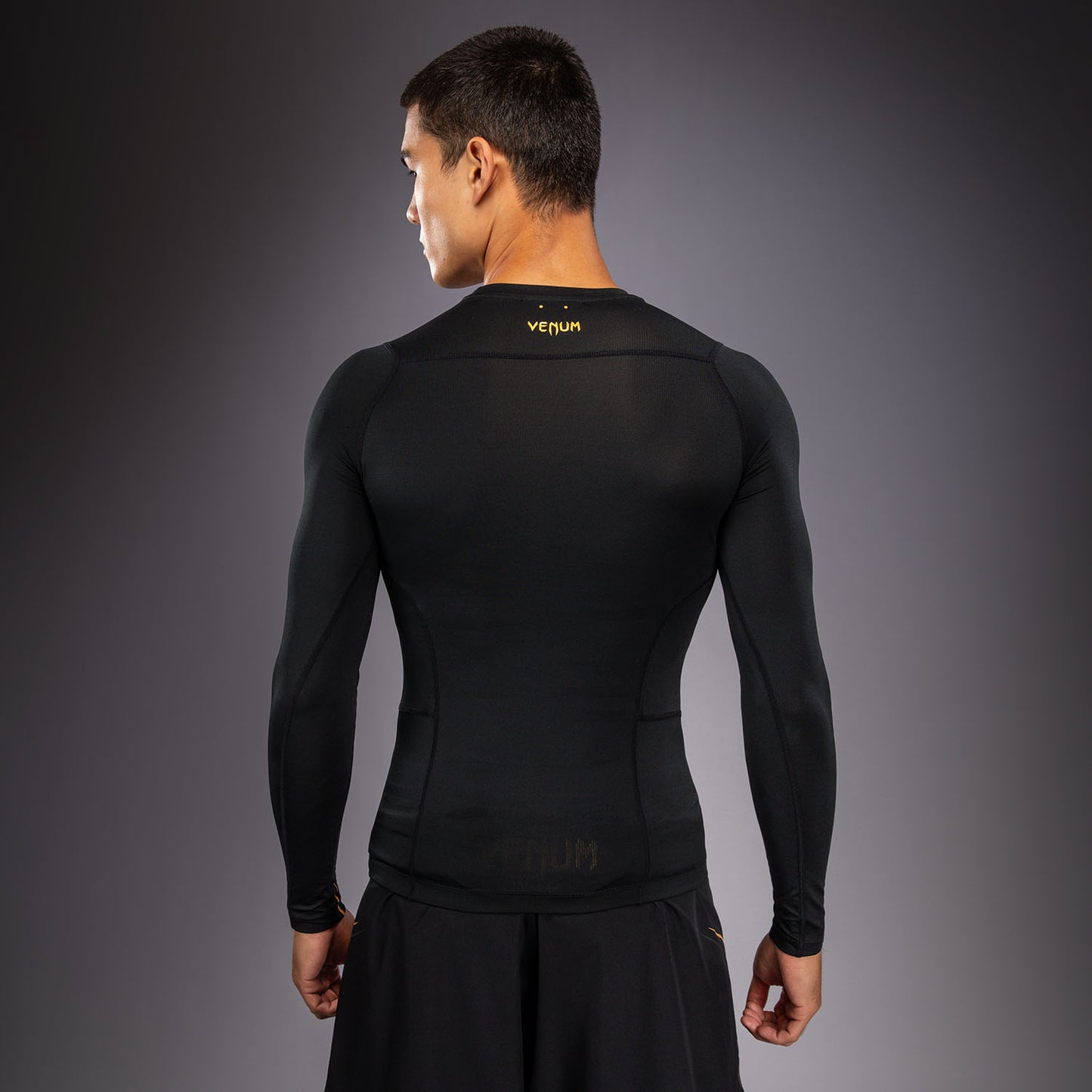 Venum G-Core Langarm Rashguard - Schwarz/Gold