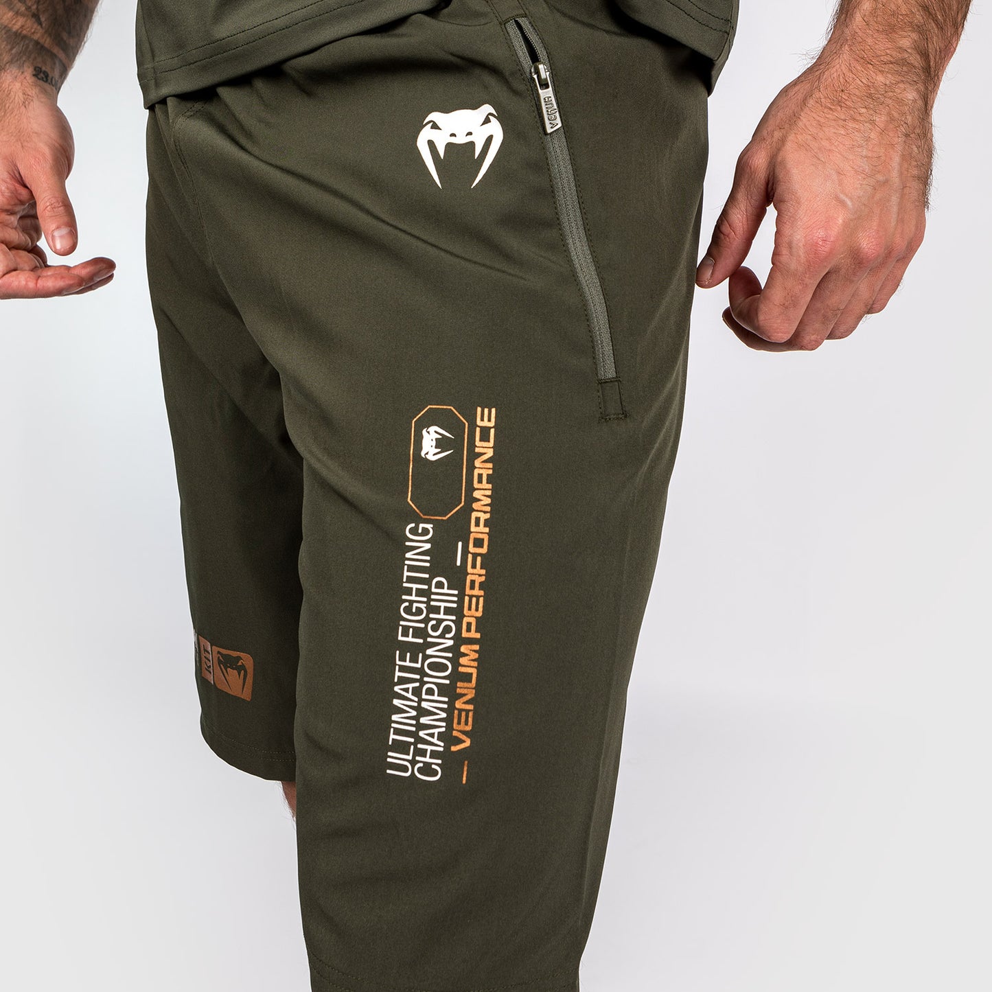UFC Adrenaline by Venum Fight Week Herren Performance Shorts - Khaki/Bronze