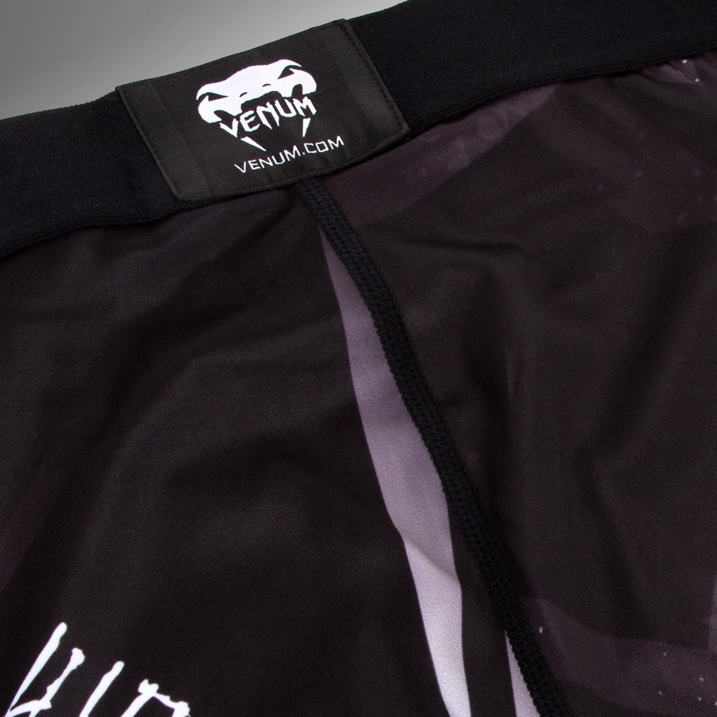Venum Gladiator 3.0 Kompressionshose - Schwarz/Weiß