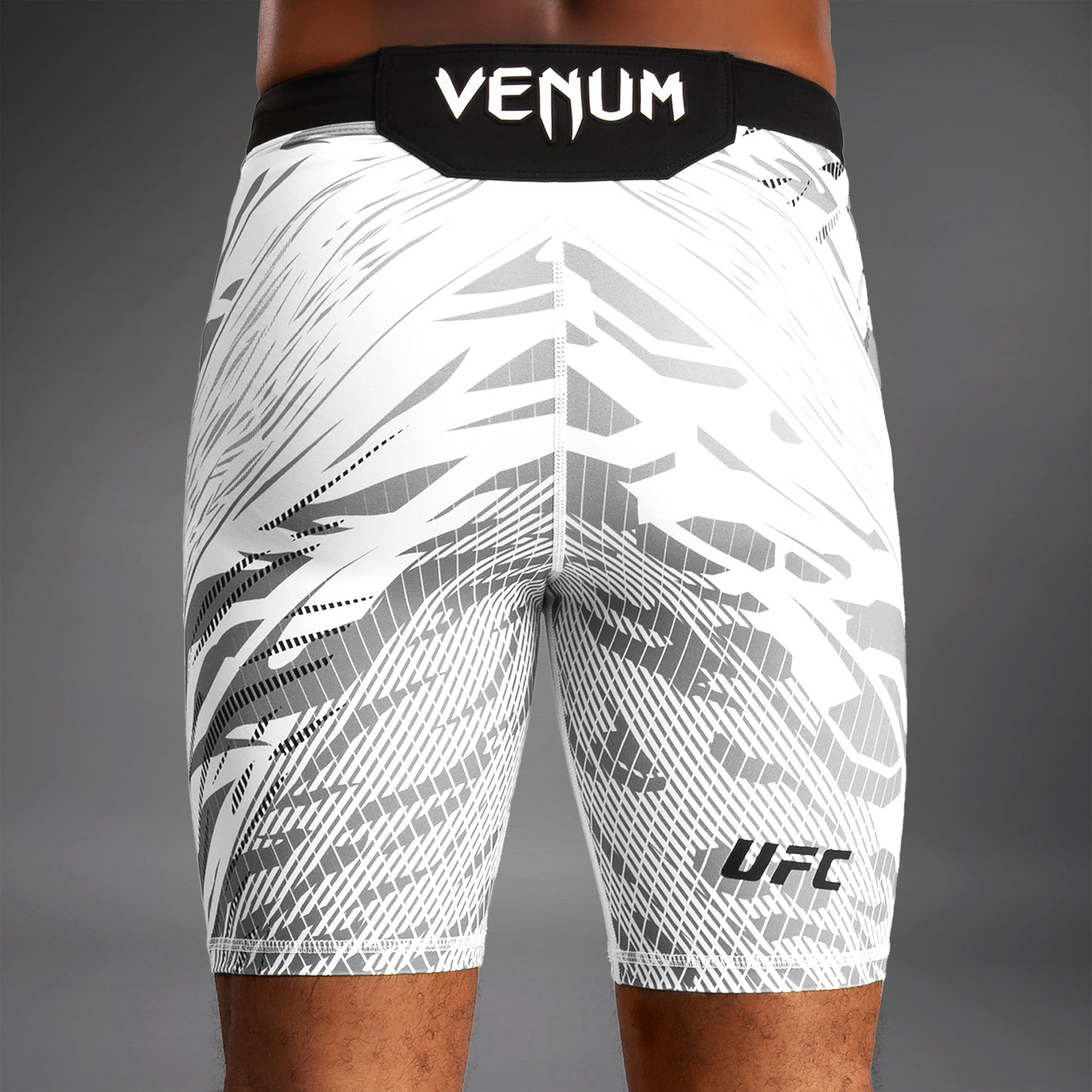 UFC Fusion by Venum Personalized Authentic Fight Night Herren Vale Tudo Short - Weiß