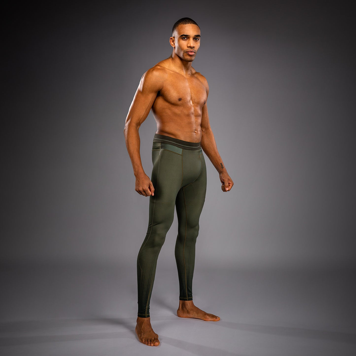 Venum Stealth Spats – Khaki/Dunkelgrün