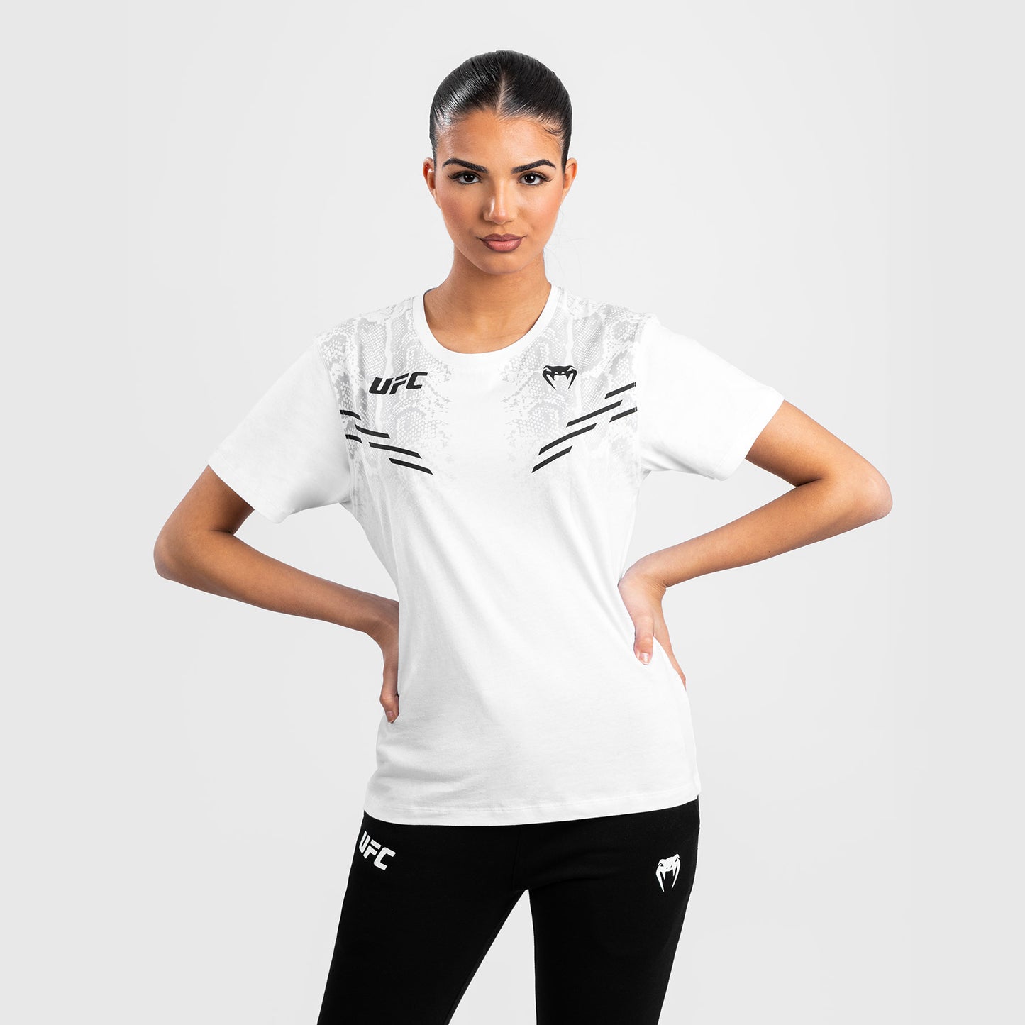 UFC Adrenaline by Venum Replica Kurzarm-T-Shirt für Frauen - Weiß