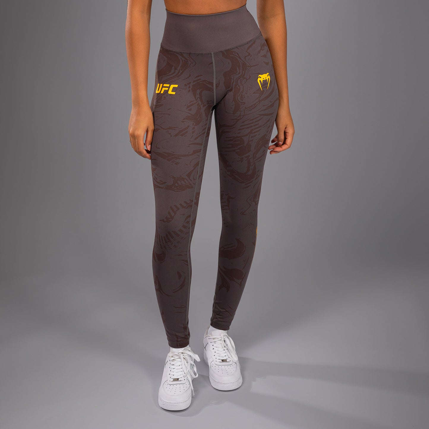 UFC Fusion by Venum Fight Week Damen Performance Tight - Erdiges Braun