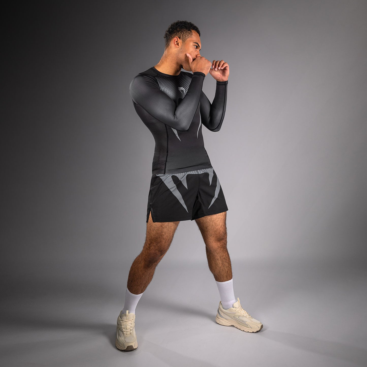 Venum No Gi Rashguards - Schwarz/Silbergrau