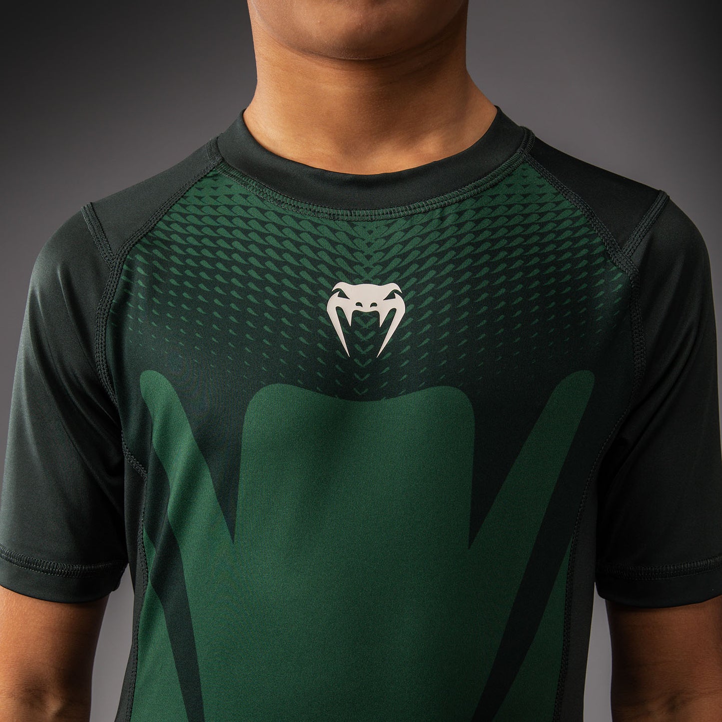 Venum Attack Kinder Kurzarm Rashguard - Waldgrün/Off Weiß