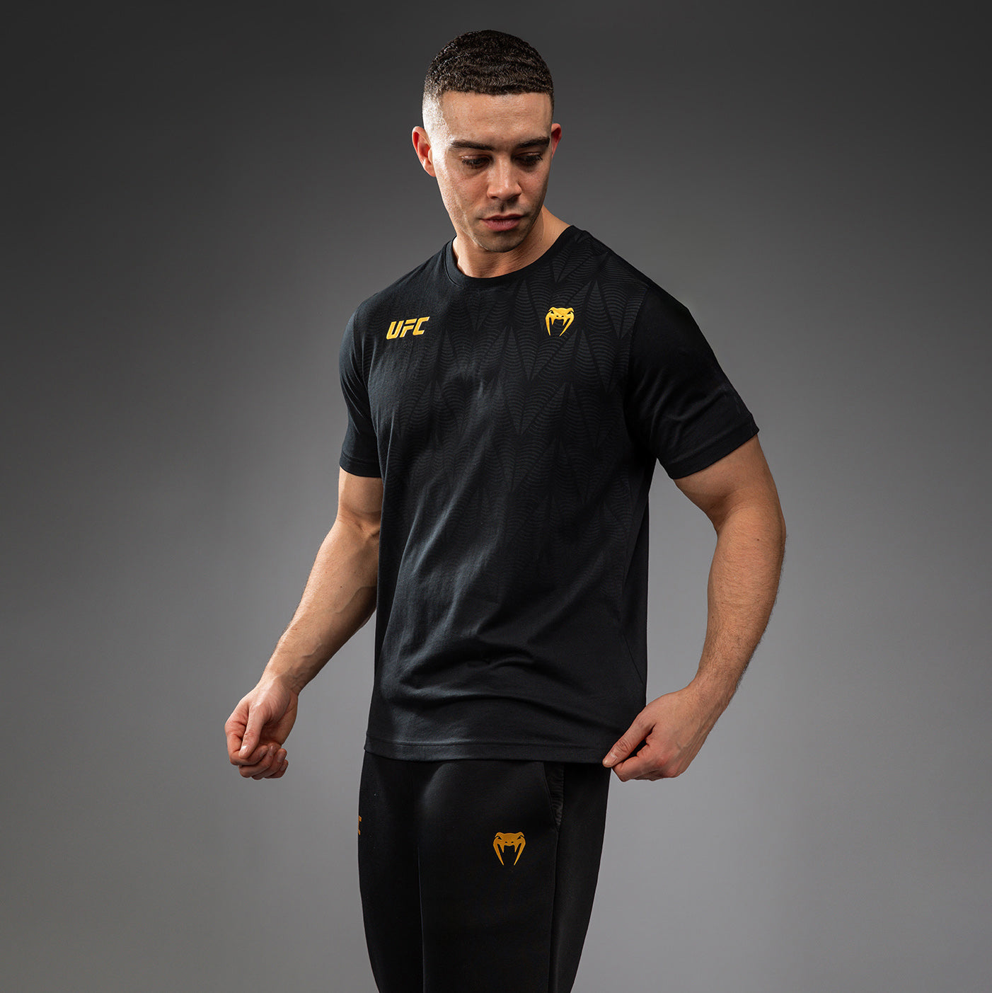 UFC Zenith by Venum Replica T-Shirt Herren - Champion