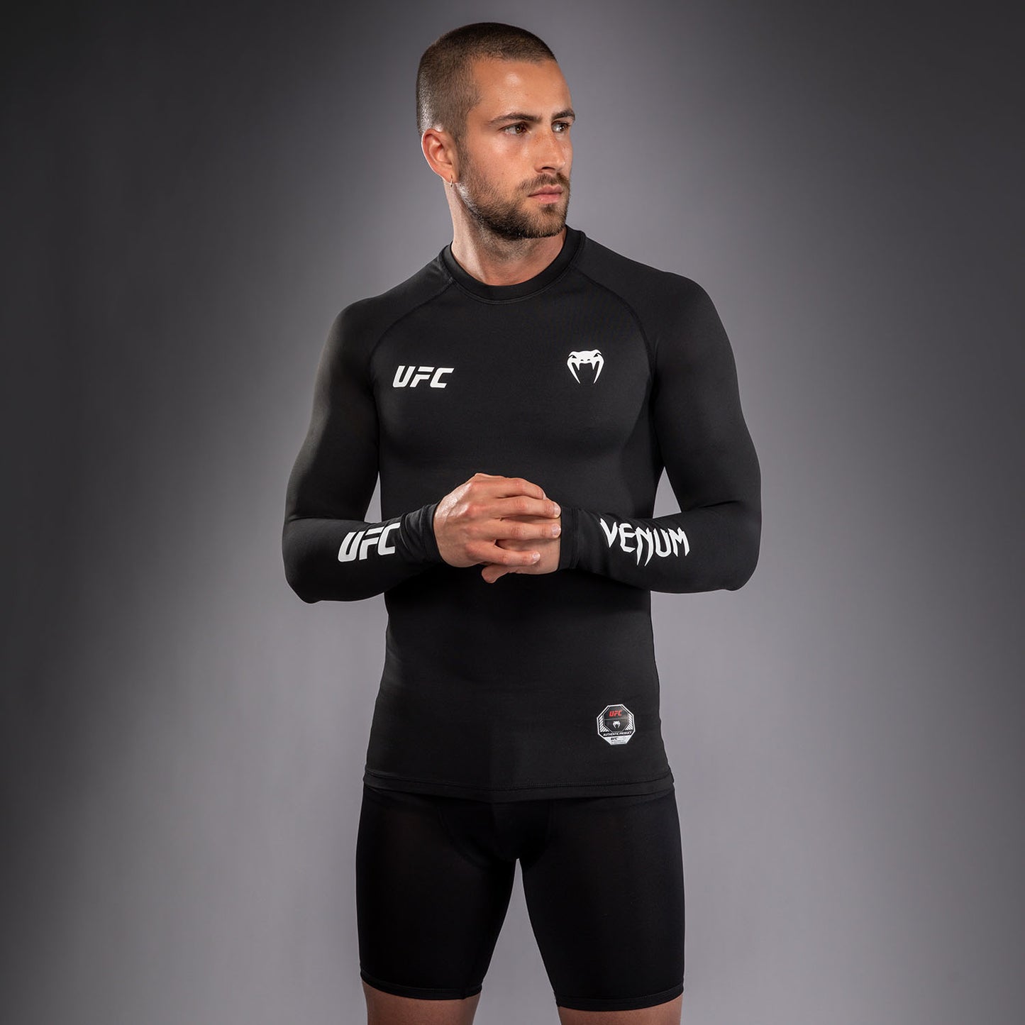 Venum UFC Unity by Venum Authentic Fight Week Herren Funktions-Rashguard Langarm - Schwarz