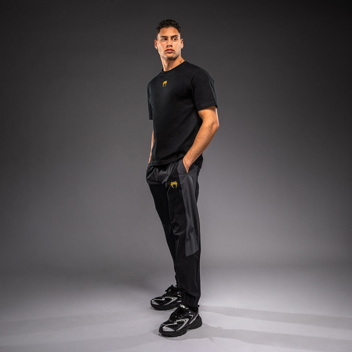 Venum Essential Baumwoll-T-Shirt - Schwarz/Gold