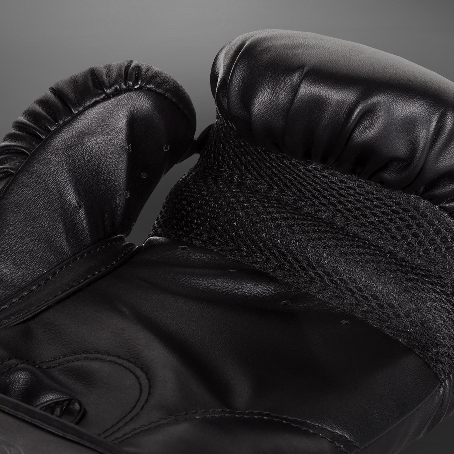 Venum Challenger 2.0 Boxhandschuhe - Schwarz/Schwarz