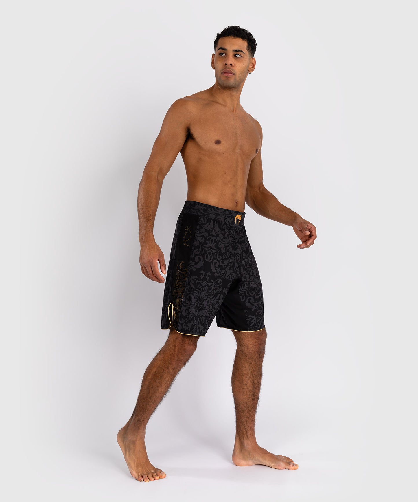 Venum x Topuria Unmatched Edition Kampfshorts - Schwarz/Gold