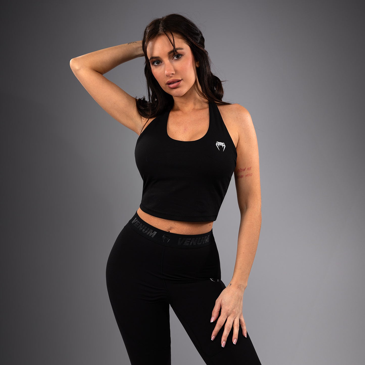 Venum Elevate Langer Sport-BH für Frauen - Schwarz