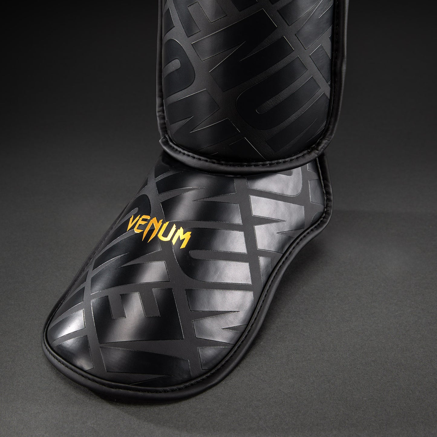 Venum Contender 1.5 XT 3D Schienbeinschoner - Schwarz/Gold