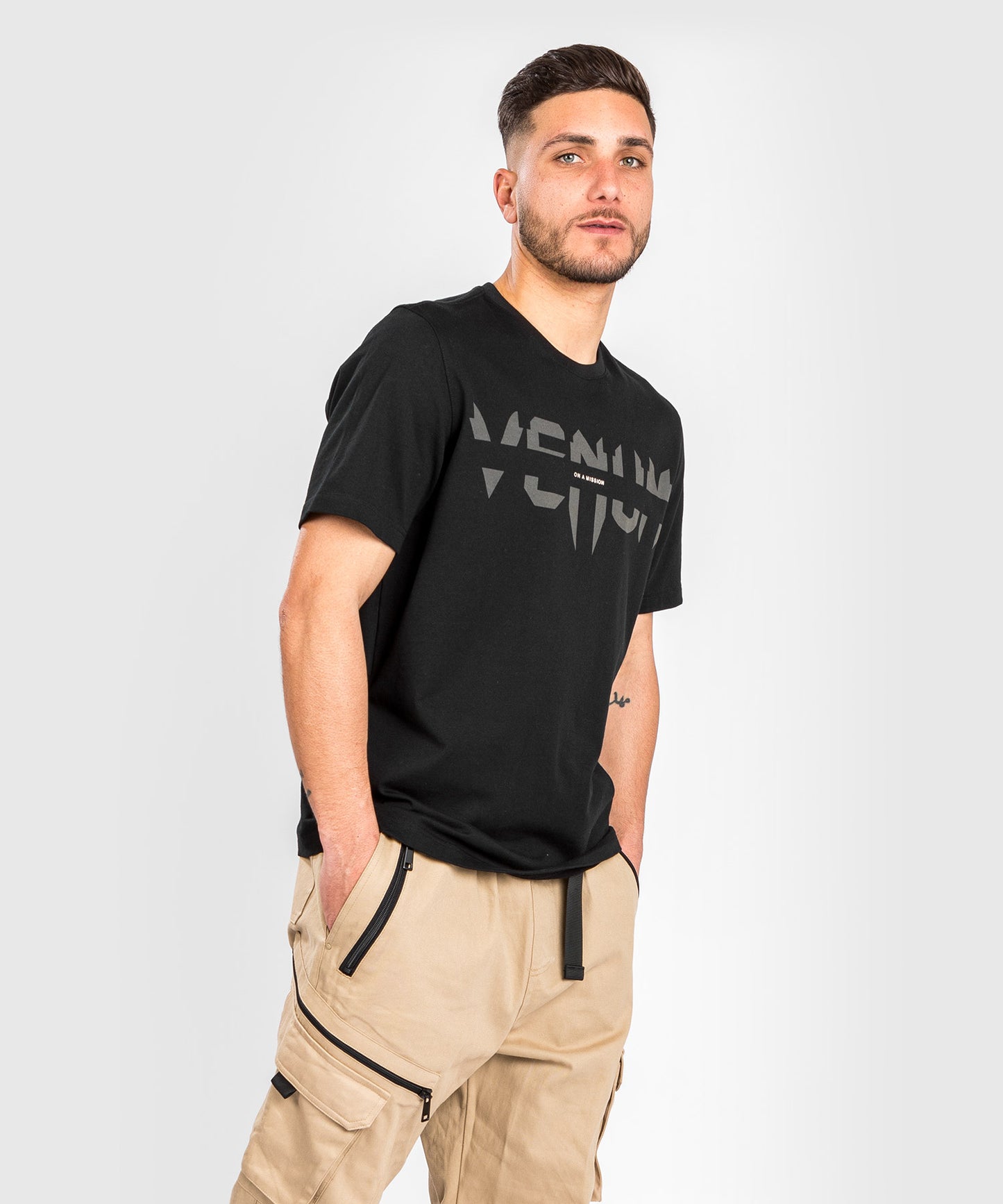 Venum On a Mission T-Shirt – Regular Fit – Schwarz