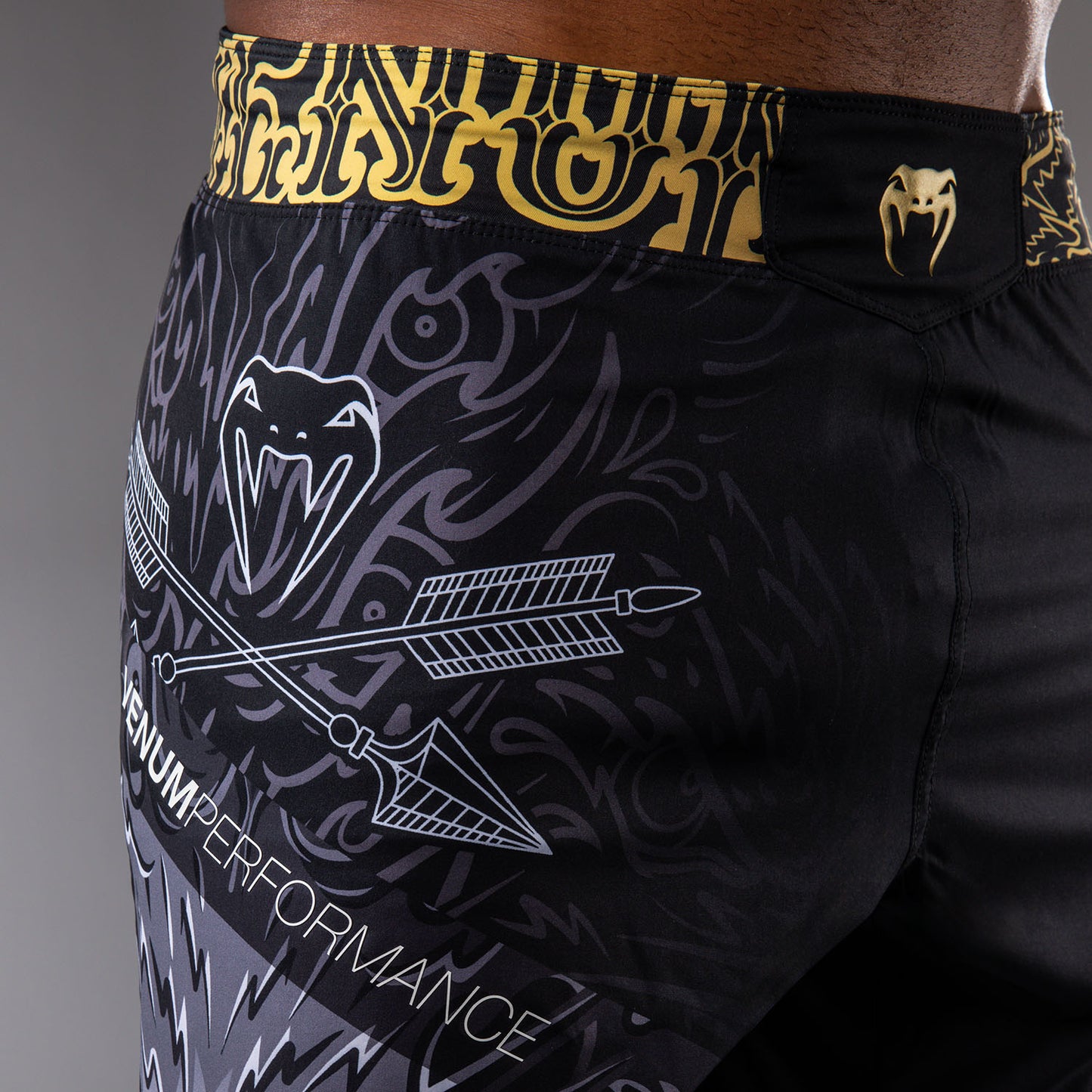 Venum Wolf Atak Fightshorts – Schwarz/Grau