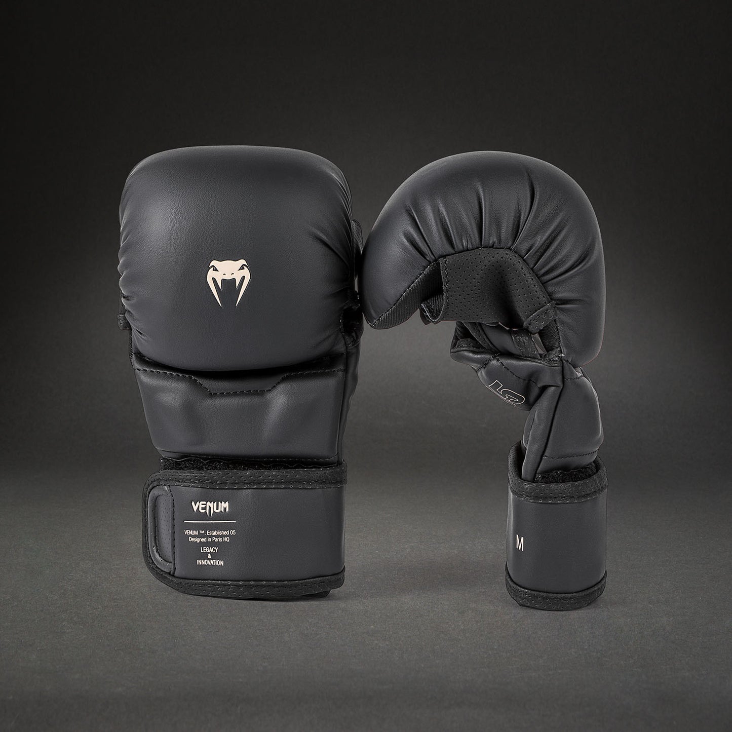Venum Impact Evo MMA-Sparringhandschuhe - Schwarz