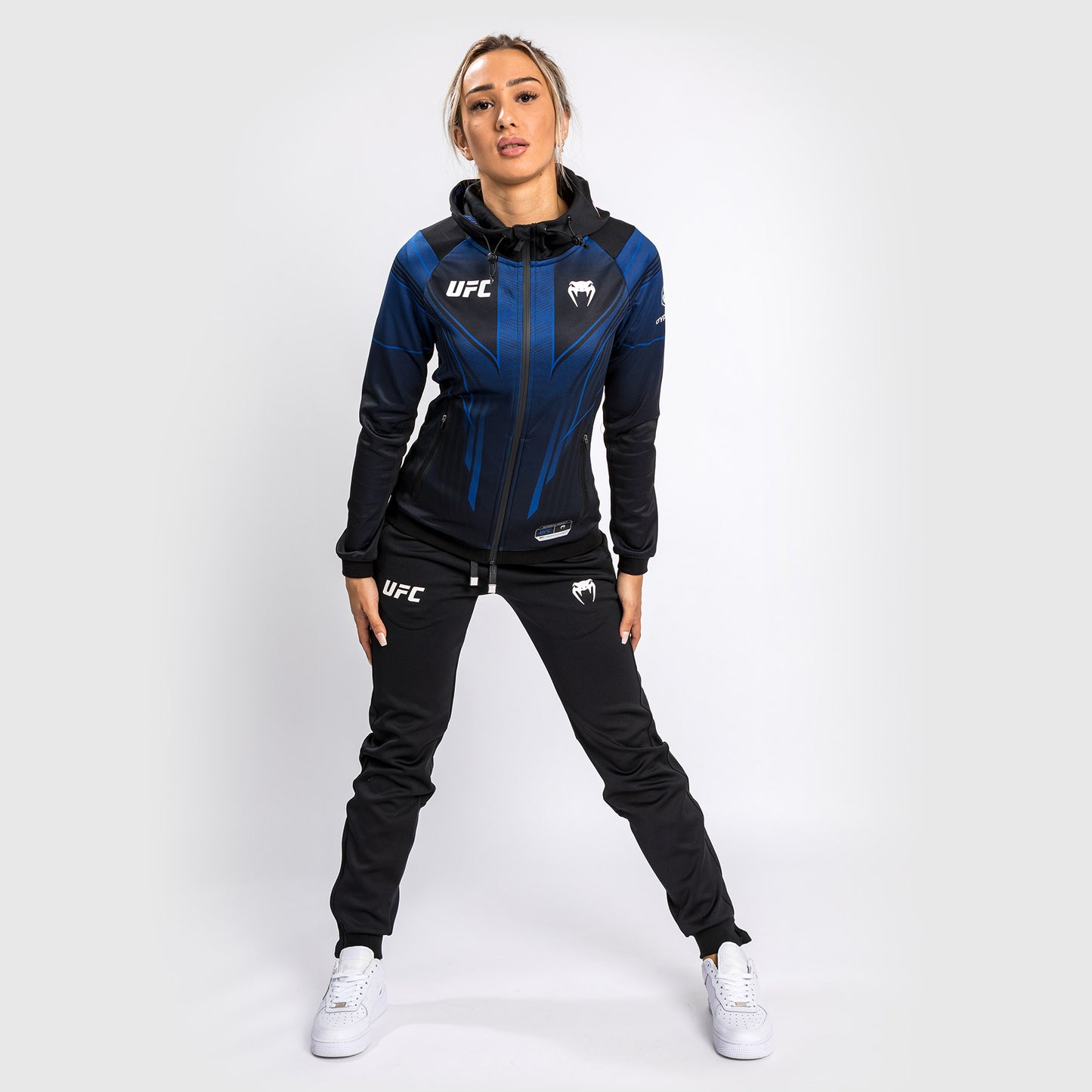 UFC Venum Authentic Fight Night 2.0 Walkout-Hoodie für Frauen – Midnight Edition
