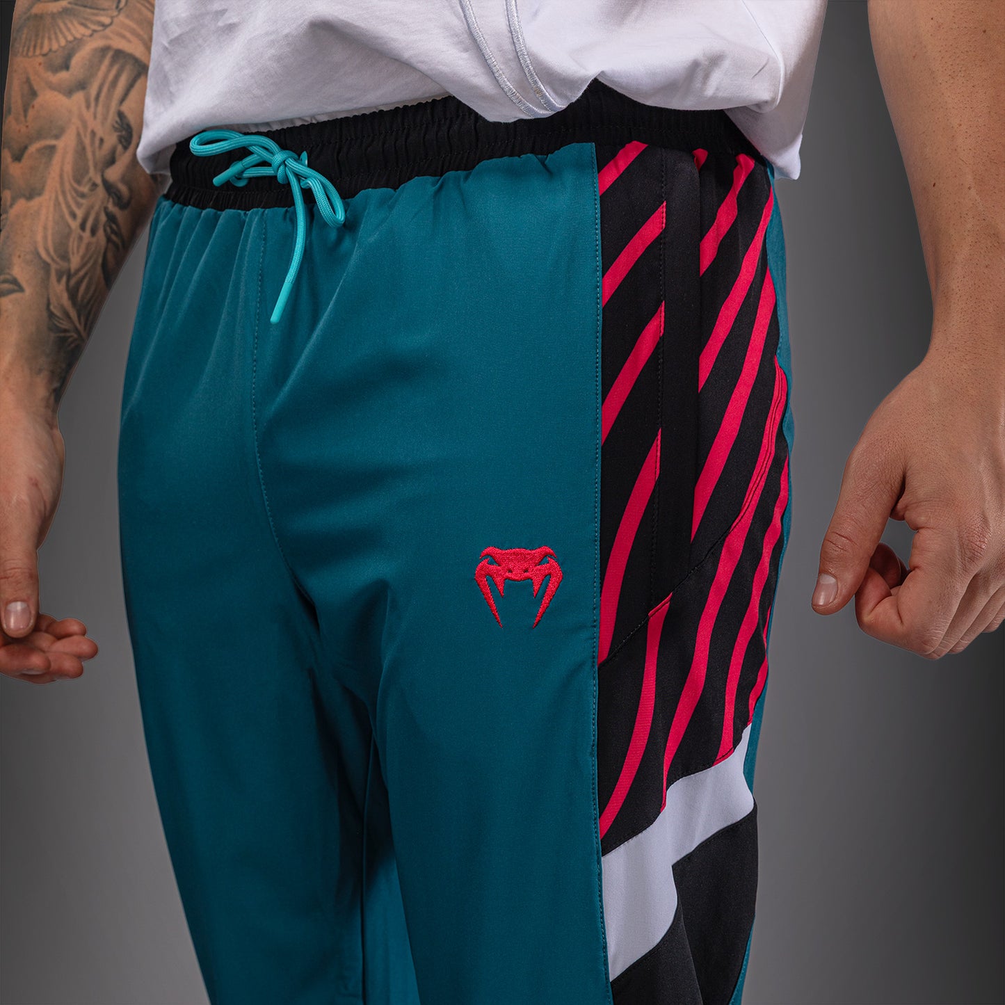 Venum Attack 90 Jogginghose – Miami Blau
